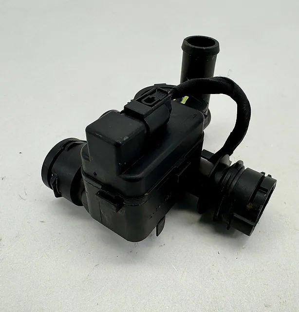 Heater Control Valve For Mercedes 2003-2009 W211 W219 E320 E500 2118320584 NEW