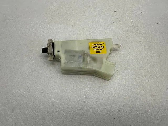 Fuel Door Actuator 788505Y70B