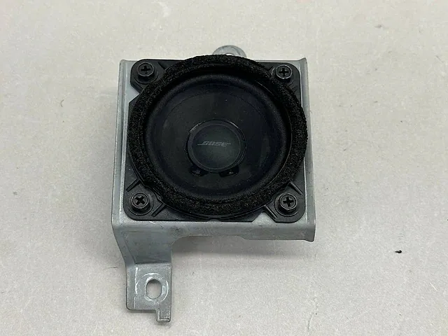 Speaker Center Infiniti QX56 QX80 Z62 2011-2017 Bose