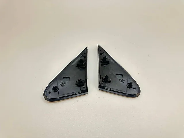 Fender Trim Nissan Murano Z51 2014 Set of 2
