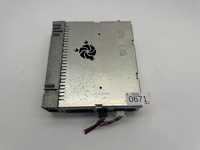 Amplifier Mercedes-Benz E350 W211 2007 Becker A2118706989