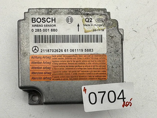 Airbag Control Module Mercedes-Benz E550 W211 2007 2118701185