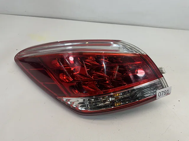 Tail Light Left Driver Side Nissan Murano Z51 2014
