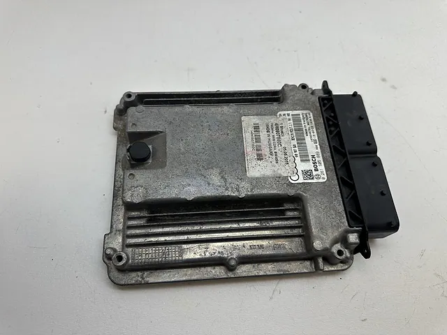 Engine Control Module Audi A8 D4 2011 4.2L 4H0907660C