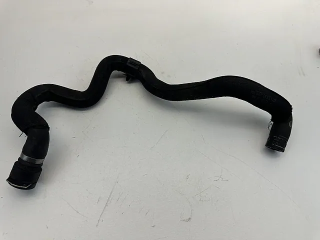 Radiator Hose Lower Audi A8 D4 2011 4.2L 4H0121447M