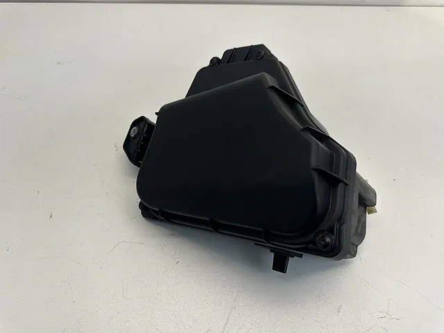 Fuse Box Center Audi A8 D4 2011 Engine Compartment 4H0937118