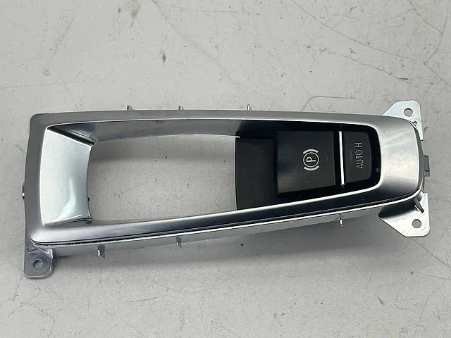 Parking Brake Switch BMW X5 F15 2016 Chrome Trim 6822520