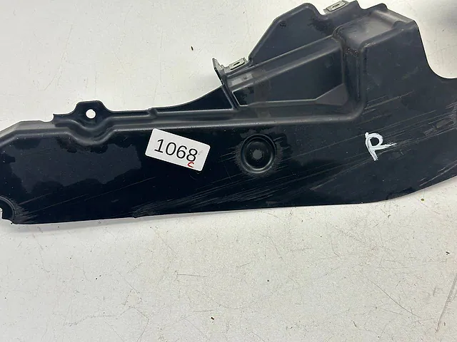 Steering Column Cover Right Passenger Side BMW X5 F15 2016 51757325400 — photo 8