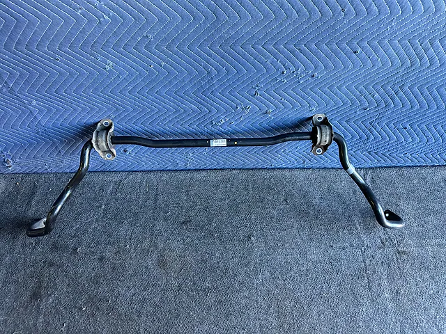 Sway Bar Front BMW X5 F15 2016 37116856418