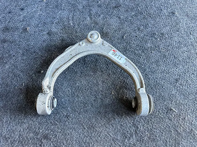 Control Arm Upper Right Passenger Side BMW X5 F15 2016 ENAW6082T6