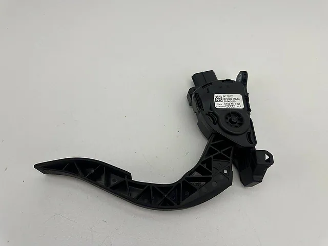 2008-2017 Audi A4 A5 Q5 SQ5 Gas Acceleration Pedal Assembly OEM 8K1723523A