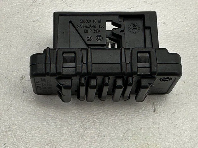 ✅BMW X5 Electronics Module OEM 58650910AT